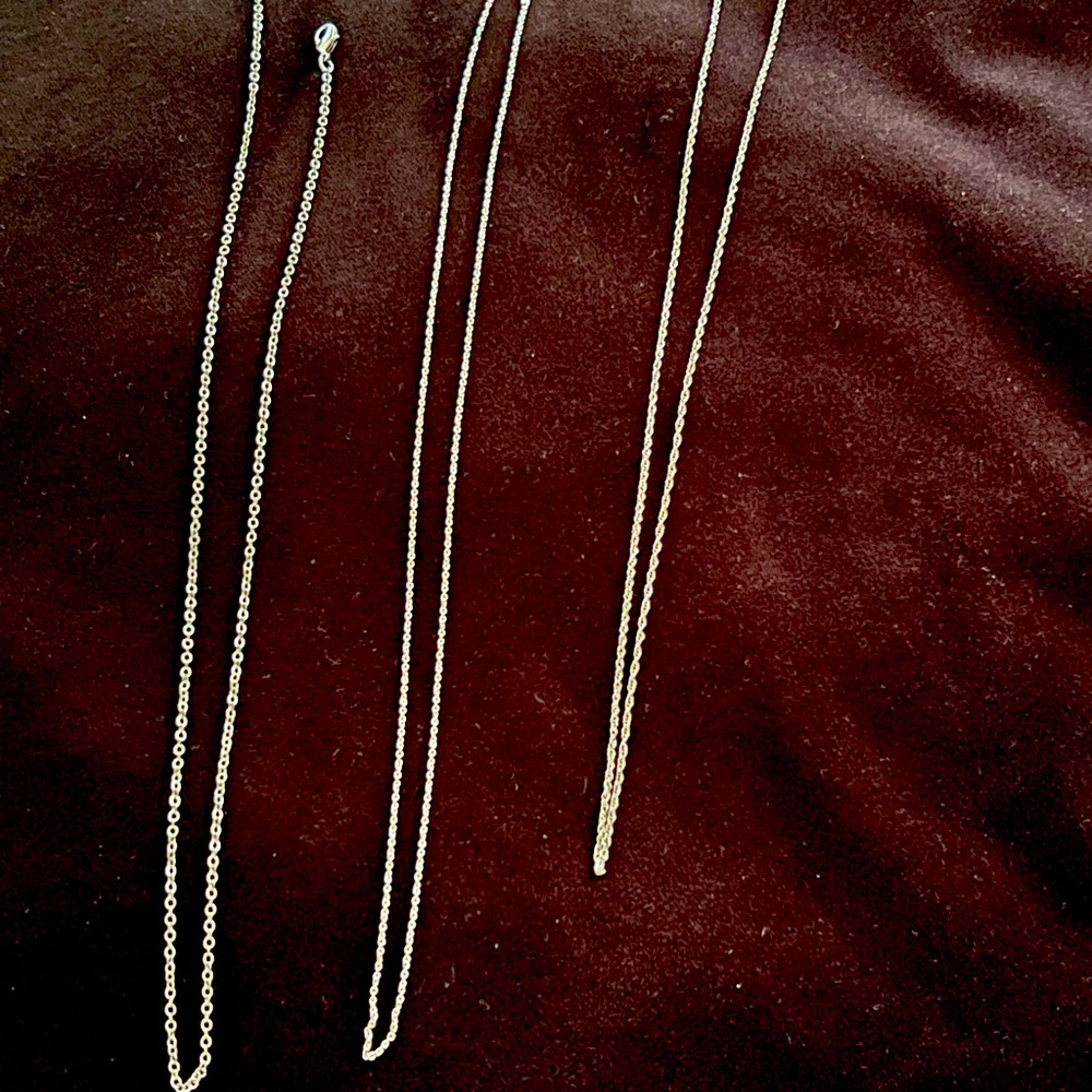 Lot of 18 inch necklaces